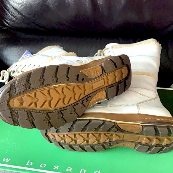 Brand New in Box White/Cream Tall winter Combat Boots - Picture 8 of 12